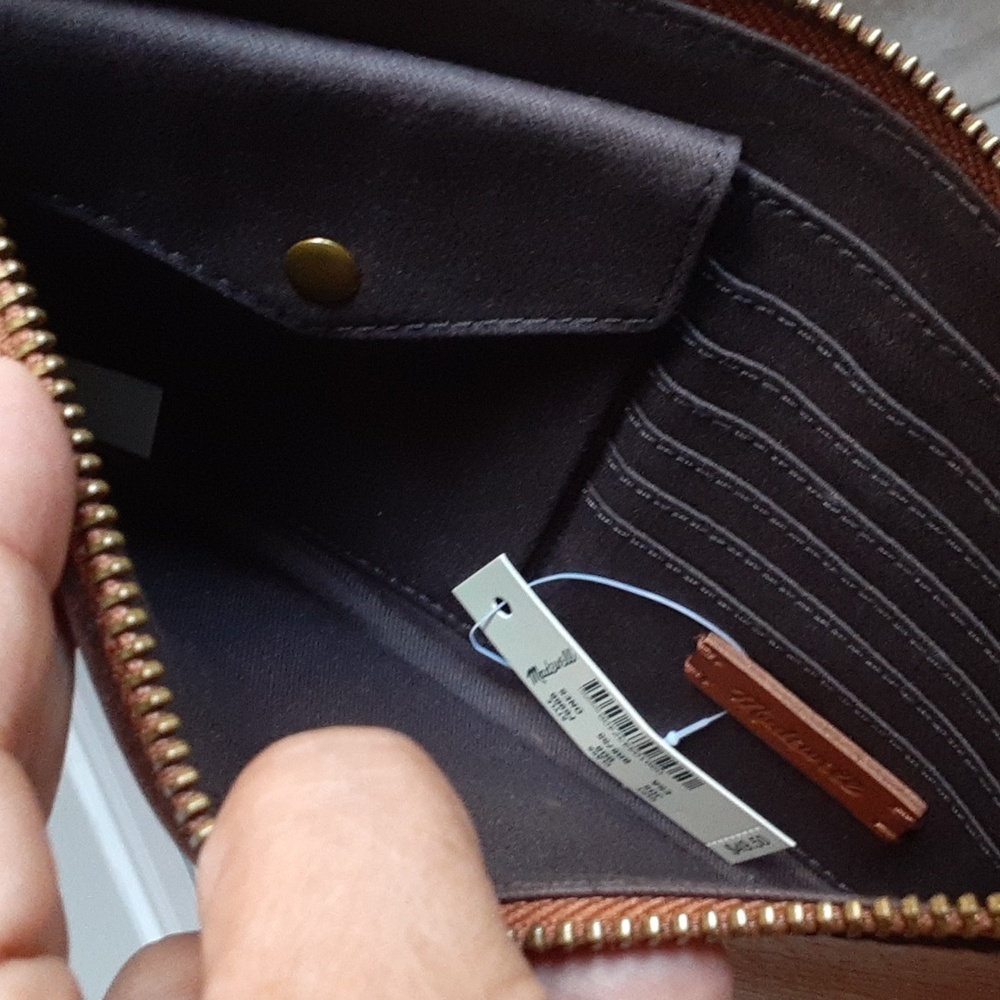 Madewell with Free Bouns charm. - Picture 1 of 11